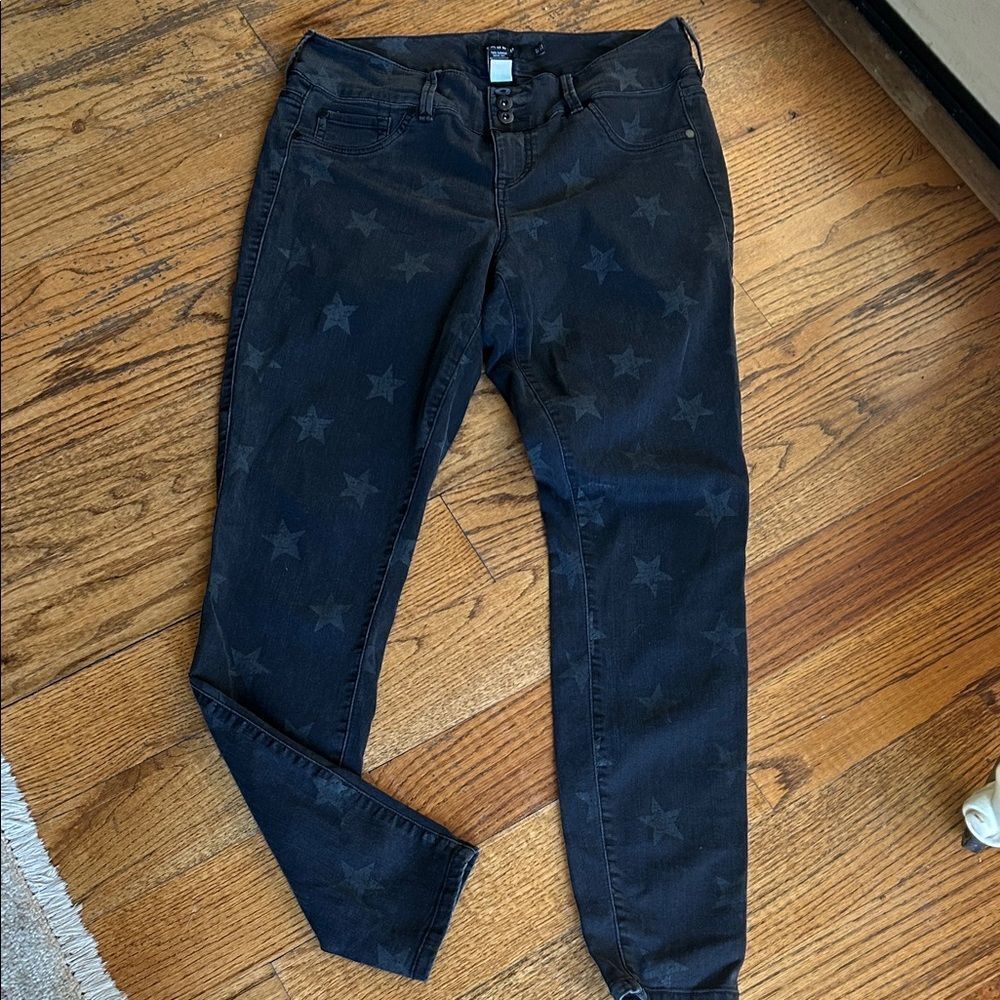 Torrid Black Wash With Star Print Three Button Zip Front Women’s 14T